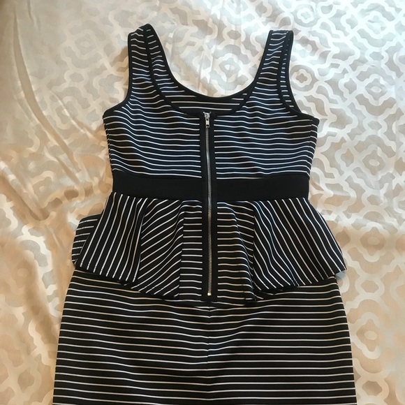 Black and white striped dress - Picture 2 of 3